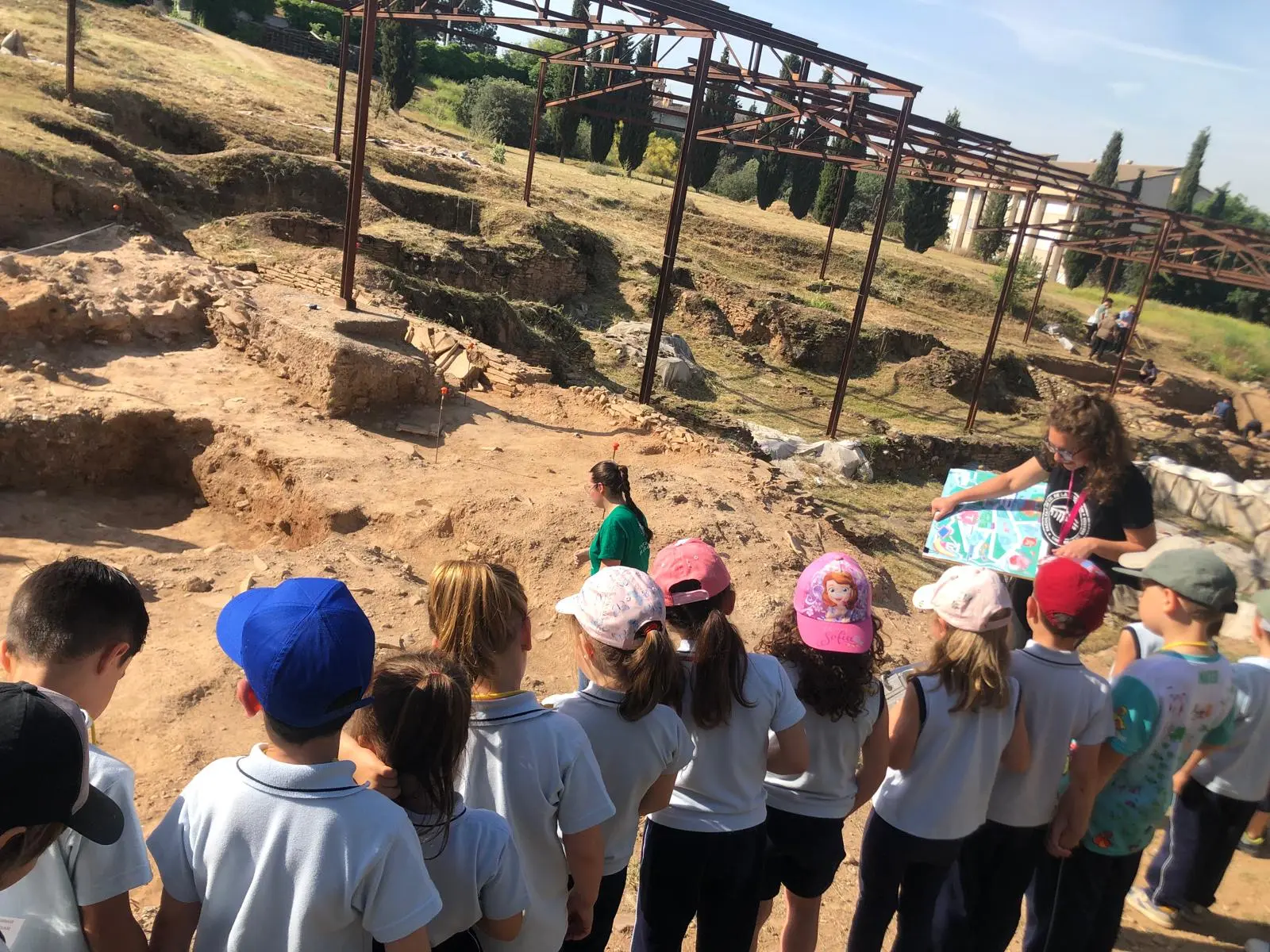 Imagen de portada de Más de 350 escolares visitan el Campus de Cartuja en mayo dentro del programa educativo ‘Cartu-kids’